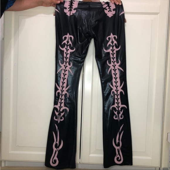 LOOKING FOR - Picture 5 of 13